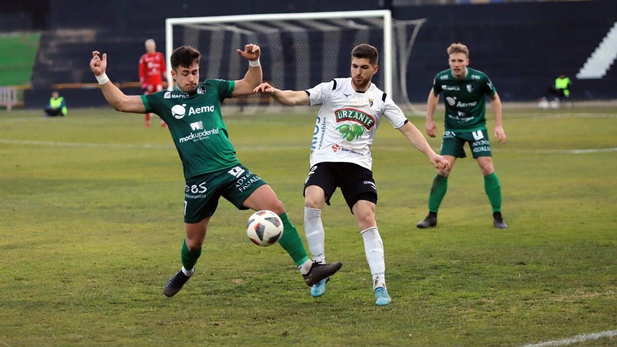 Lance del pasado partido en casa del Tudelano ante el Alfaro.