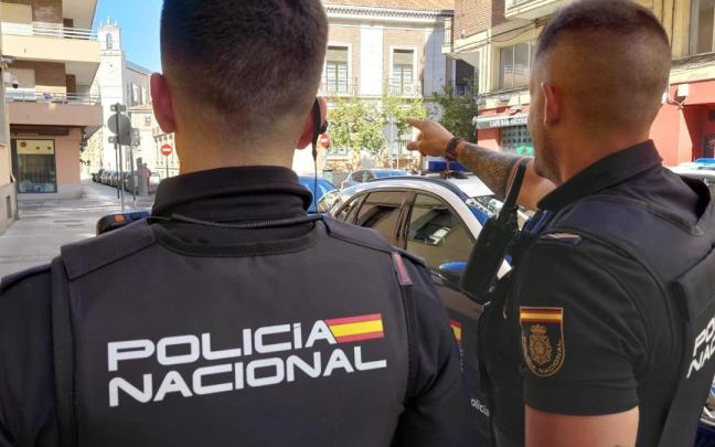 Agentes de la Policía Nacional.