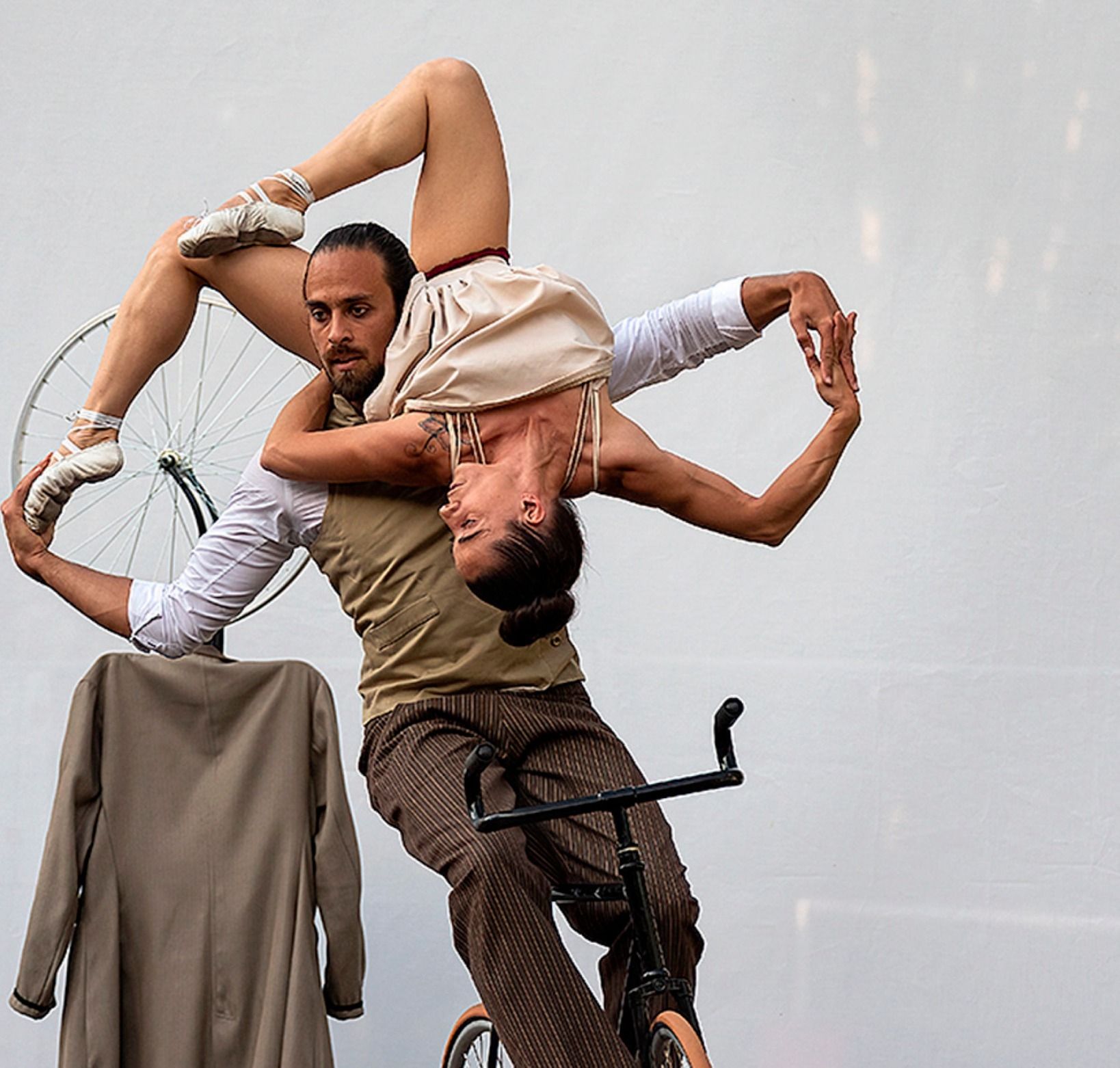 El Duo Kaos inaugura el festival en el frontón de Santa Isabel