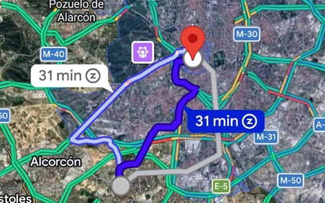 El símbolo de la Z, en una ruta que lleva al centro de Madrid.