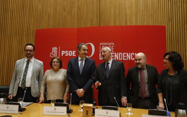 José Luis Rodríguez Zapatero y Jesús Caldera en el décimo aniversario de la ley de dependencia