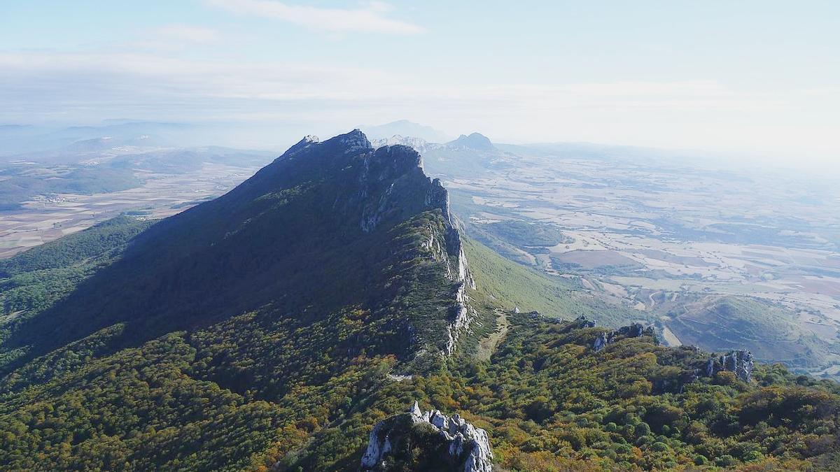 Imagen de la sierra de Toloño