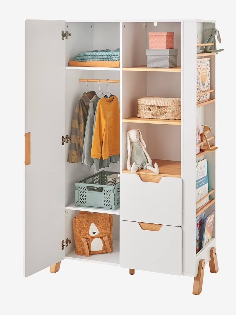 Un armario para habitación infantil.