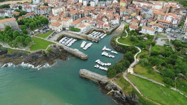 Mundaka cuenta con 172 amarres para embarcaciones de recreo / Irekia Mundaka cuenta con 172 amarres para embarcaciones de recreo