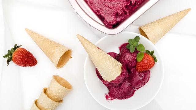 Helados elaborados con frutas congeladas. / Freepik Helados elaborados con frutas congeladas.