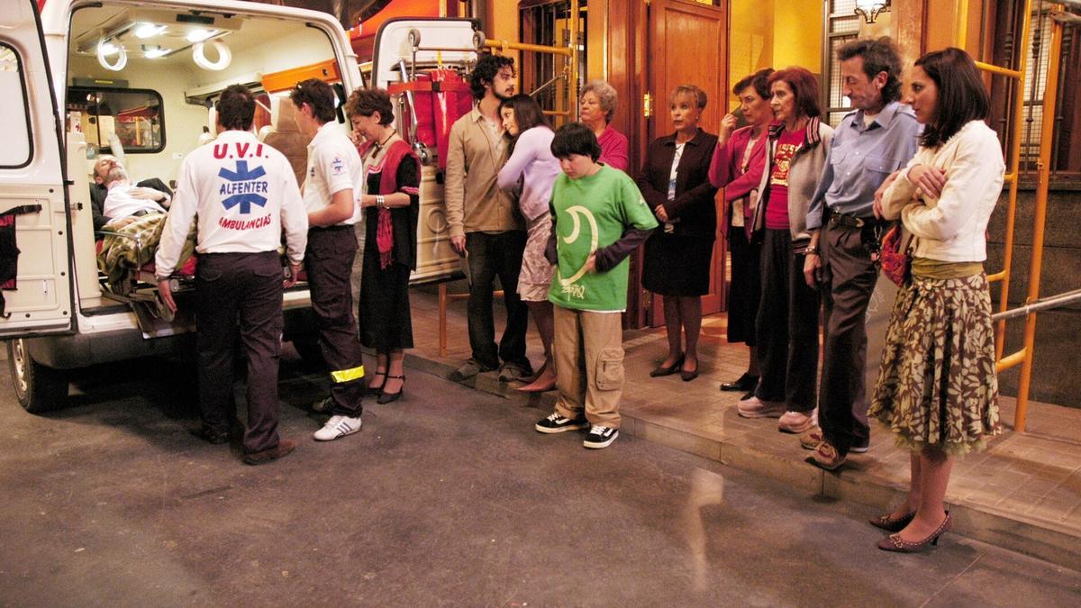 Escena de la serie 'Aquí no hay quién viva'.