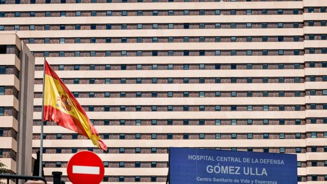 Fachada del Hospital Gómez Ulla