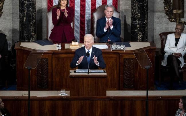 Joe Biden cumple un proyecto de ley aprobado en el Congreso de EEUU a finales del año pasado. Joe Biden cumple un proyecto de ley aprobado en el Congreso de EEUU a finales del año pasado.