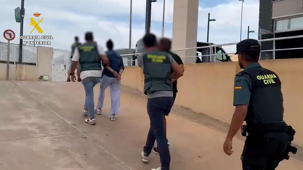 Imagen de los detenidos.