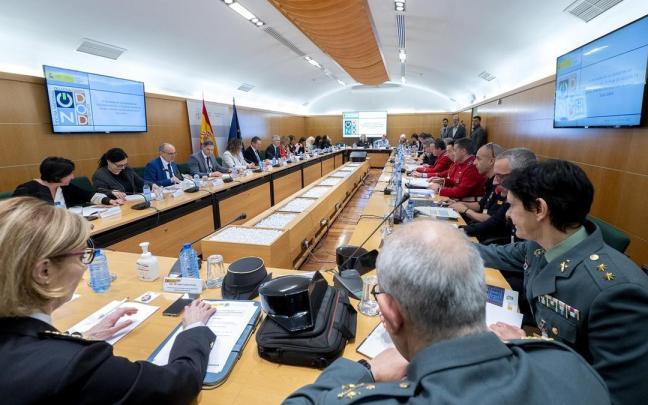 Asistentes durante la comisión de seguimiento del II Plan de Lucha contra los Delitos de Odio.