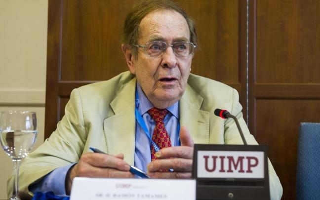 El profesor Ramón Tamames, durante una conferencia en 2018.