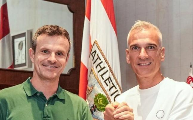 Javi Lerga entrenatzaile nafarrak zuzenduko du Athletic Cluben emakumezkoen lehen taldea.