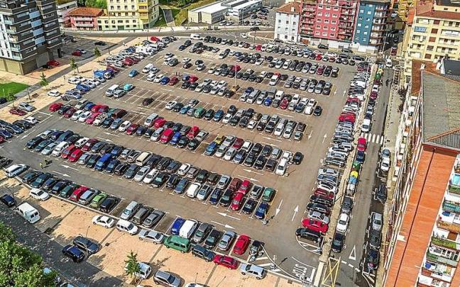 Aparcamiento de Luzuriaga, en Pasai Antxo. | FOTO: N.G.