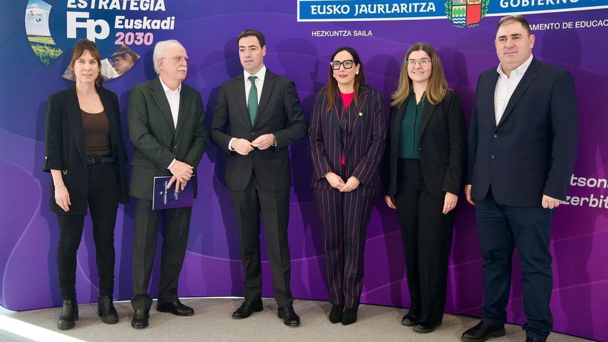 Acto de prensentación de la Estrategia FP Euskadi 2030 en la Torre Iberdrola.