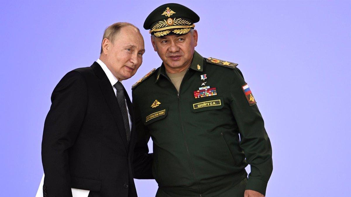 Imagen de Vladimir Putin y Sergei Shoigu