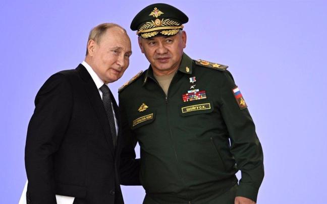 Imagen de Vladimir Putin y Sergei Shoigu