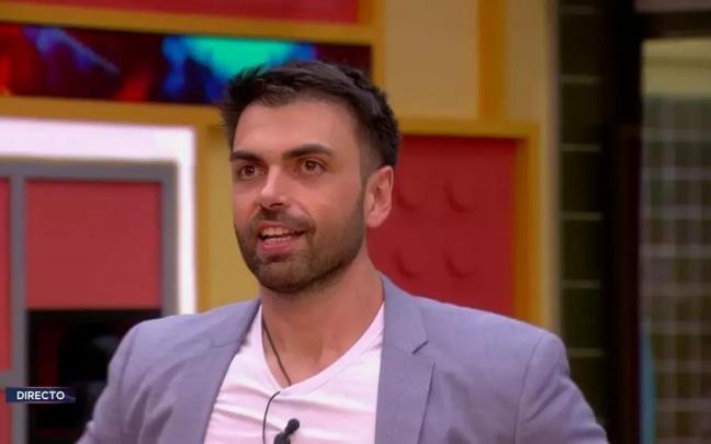 Zeus toma una drástica decisión.