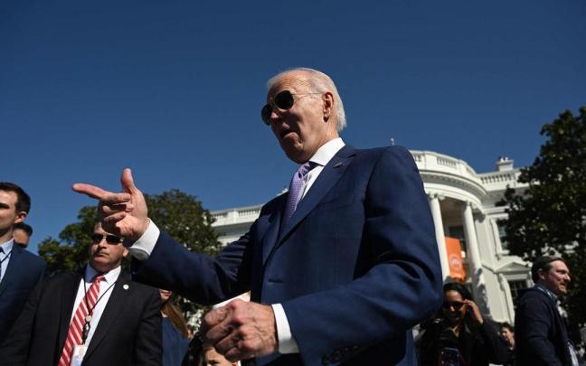 Joe Biden ante la Casa Blanca.