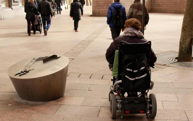 Gasteizko Udalak irisgarritasuna hobetzeko herritarrek proposamenak egiteko beste bi topaketa egin ditu.