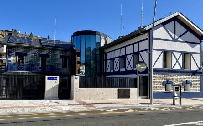 Exterior de la nueva sede de la Policía Municipal de Zarautz en Villa Nuria.