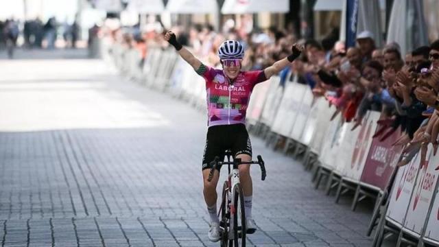 Usoa Ostolaza, victoriosa en Eibar.