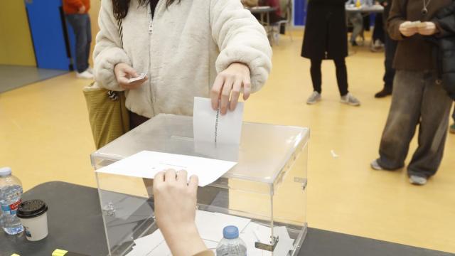 Sigue la última hora del recuento de votos en Aragón.