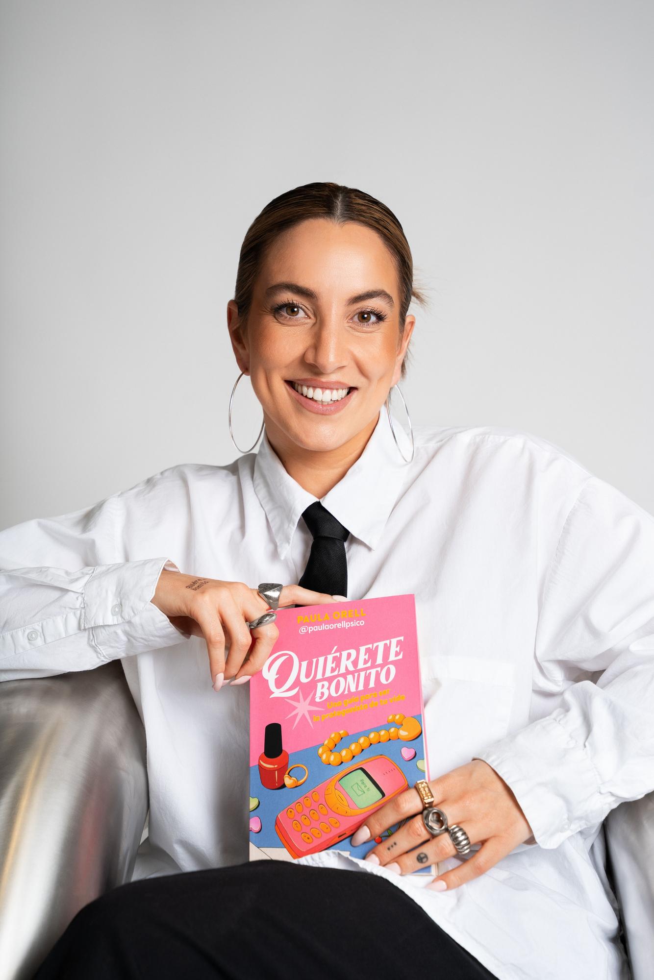 'Quererse bonito' es el libro de Paula Orell.