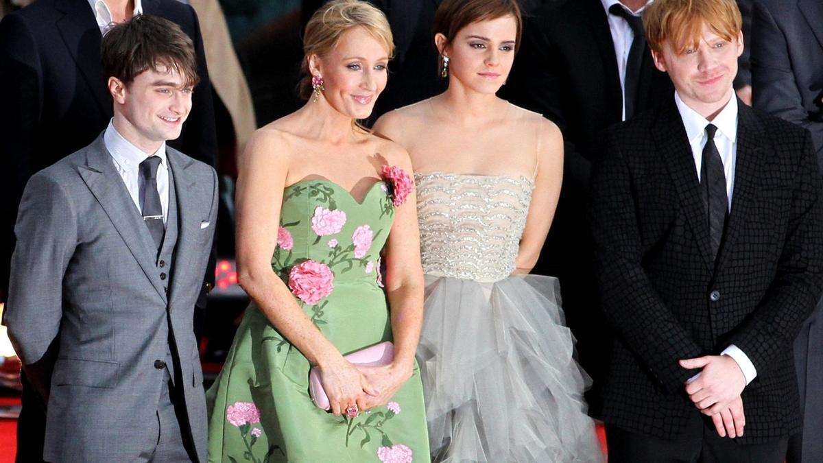 J.K. Rowling ataca a los protagonistas de Harry Potter.