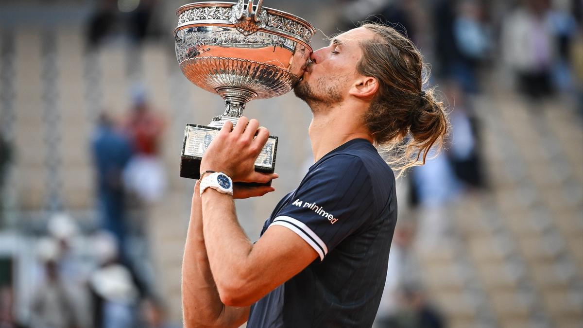 Alexander Zverev celebra su triunfo en el Grand Slam de París