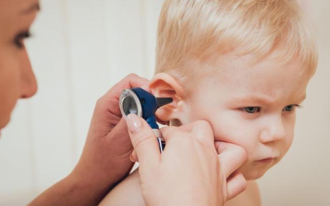 No girar la cabeza al oír la voz de sus padres es un signo de alerta. / Freepik No girar la cabeza al oír la voz de sus padres es un signo de alerta.