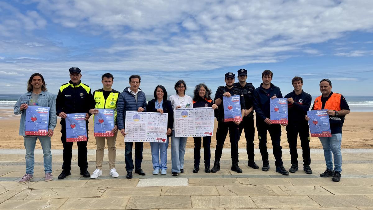 Presentación de la campaña 'Guztion Eskuetan'.