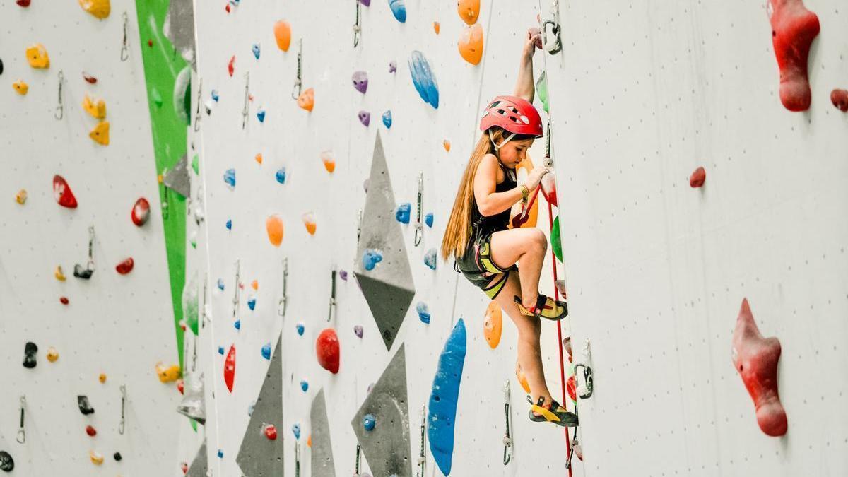 La escalada es una de las actividades deportivas más accesibles.