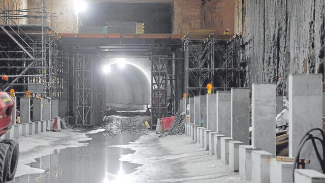 Obras del túnel del Topo para unir Pasaia con Errenteria y de la estación subterránea de Antxo