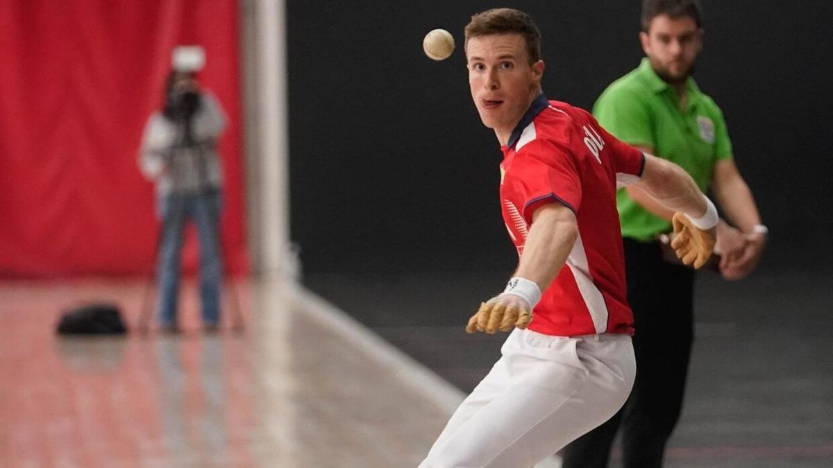 Iñaki Artola se prepara para competir en la liguilla de cuarto del Cuatro y Medio.