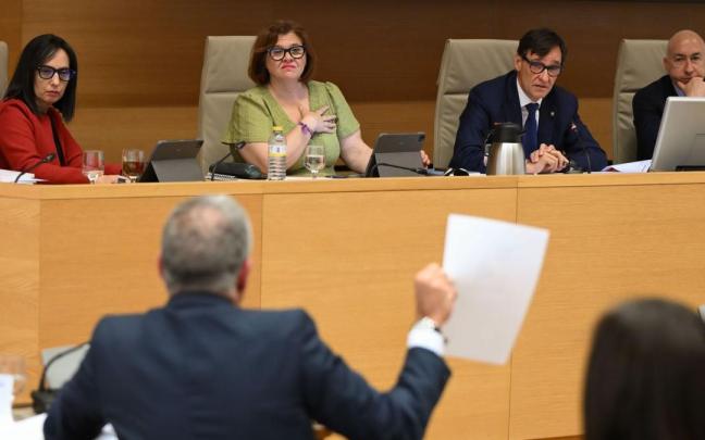 El exministro de Sanidad, Salvador Illa, compareció ayer en la comisión que investiga en el Congreso los contratos durante la pandemia.