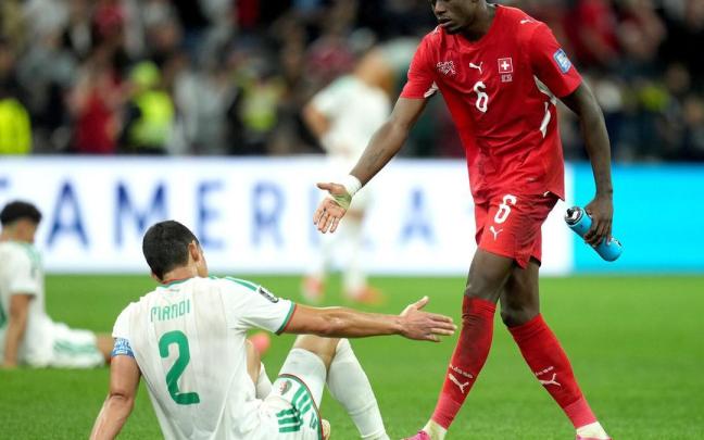 2-0. Suiza se clasifica a octavos de final y espera rival entre Colombia y Ghana---