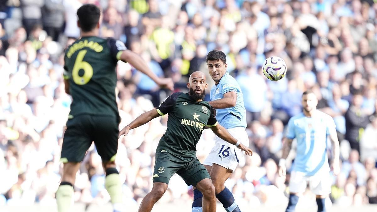Rodri en un partido con el Manchester City