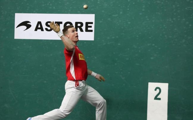 Artola, decisivo en el triunfo en el Labrit.