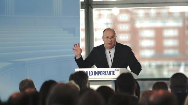 El secretario general del PP, Miguel Tellado, durante la apertura de la 28 Interparlamentaria del PP