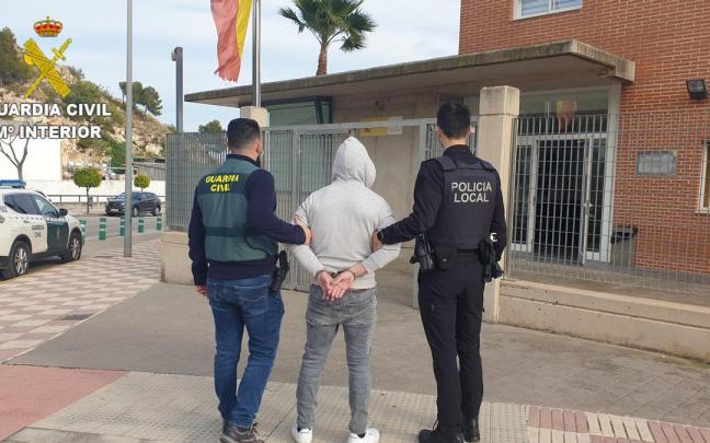 Detención en Tavernes de la Valldigna.