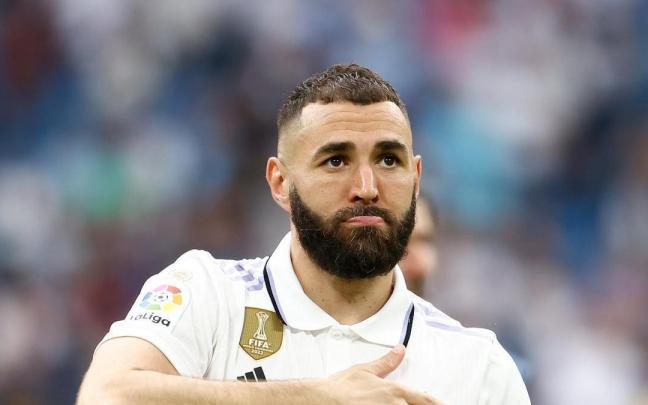 Karim Benzema durante su despedida del Real Madrid. Karim Benzema durante su despedida del Real Madrid.