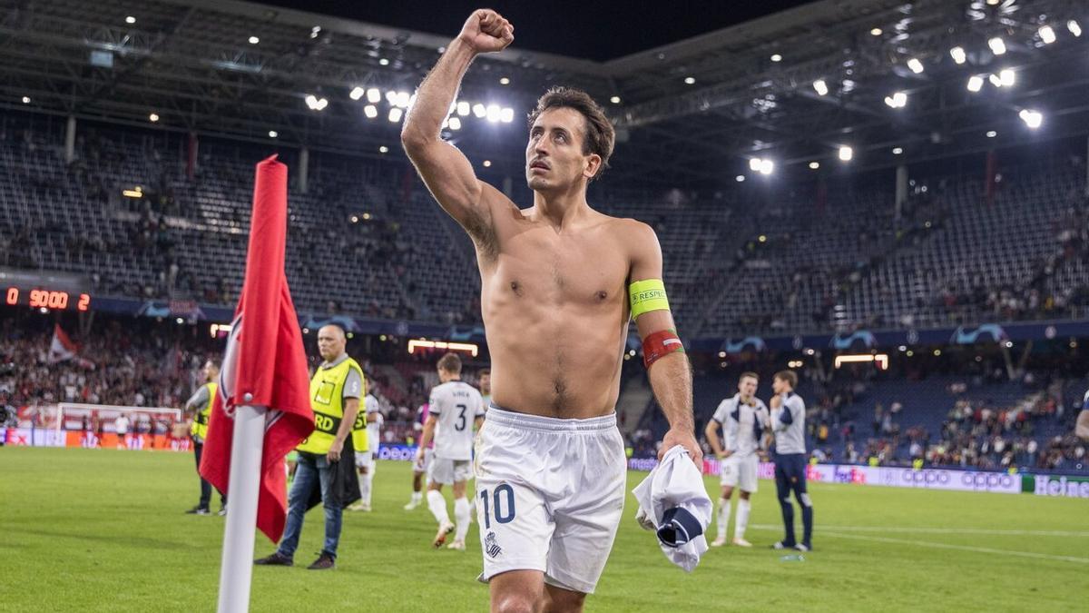 La Real Sociedad brilla con un partidazo en Salzburgo. / LUKAS HUTER / EFE