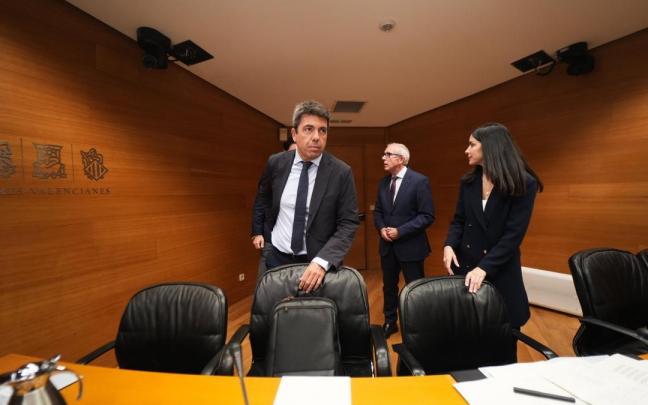 Mazón, durante la comparecencia ante los medios tras dimitir como president.