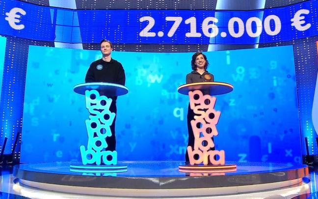 Manu y Rosa en su último duelo en 'Pasapalabra'.