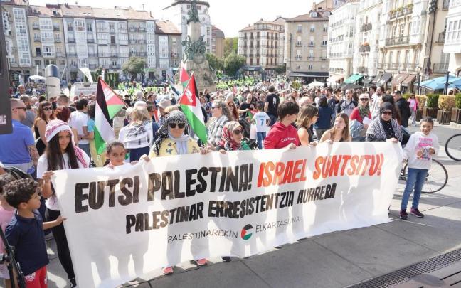 Manifestación en Vitoria Gasteiz a favor de Palestina.