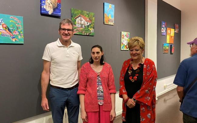 Alazne Mantxaren 'Natura ederra da' erakusketa inauguratu du Gasteizko Ignacio Aldecoa Kultur Etxeak.