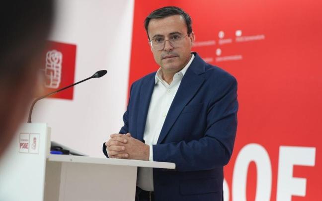 El secretario general del PSOE de Extremadura, Miguel Ángel Gallardo, en su comparecencia de prensa en la que pidió convocar un Consejo de Política Federal / PSOE DE EXTREMADURA El secretario general del PSOE de Extremadura, Miguel Ángel Gallardo, en su comparecencia de prensa en la que pidió convocar un Consejo de Política Federal