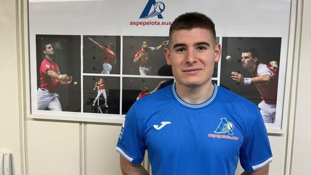 Beñat Apezetxea, en las oficinas de Aspe.