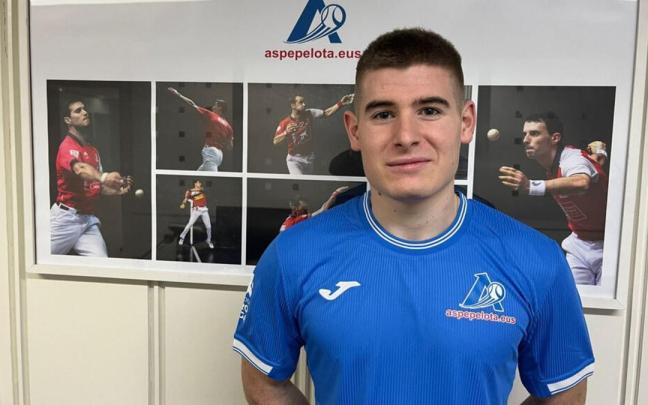 Beñat Apezetxea, en las oficinas de Aspe.