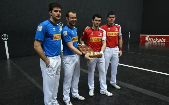 Zabaleta, Elordi, Altuna III y Tolosa se juegan hoy estar en la gran final del Parejas. Zabaleta, Elordi, Altuna III y Tolosa se juegan hoy estar en la gran final del Parejas.